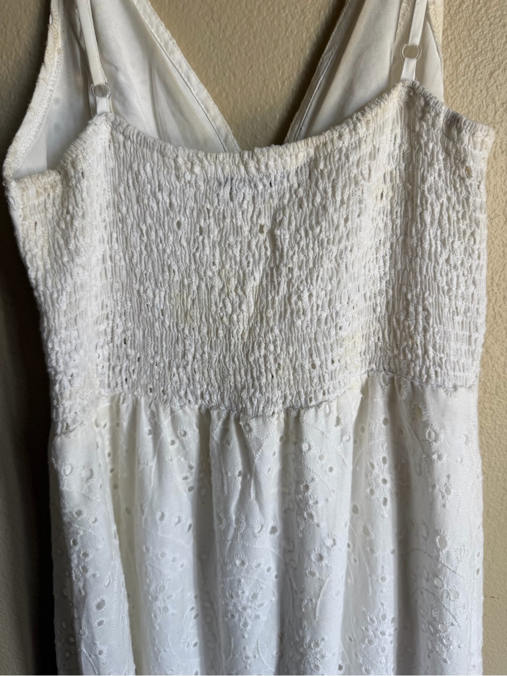 Simplee Apparel White Eyelet V-Neck Midi Dress - Picture 4 of 6